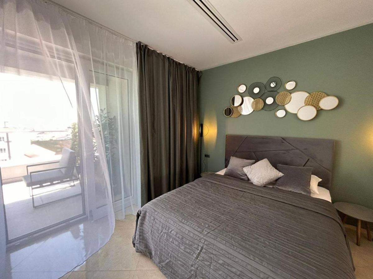 Appartamento Leo Free Parking - President Palace *